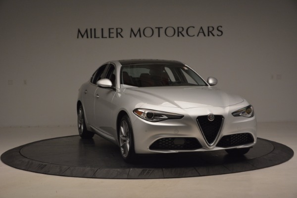 New 2017 Alfa Romeo Giulia Q4 for sale Sold at Bentley Greenwich in Greenwich CT 06830 11