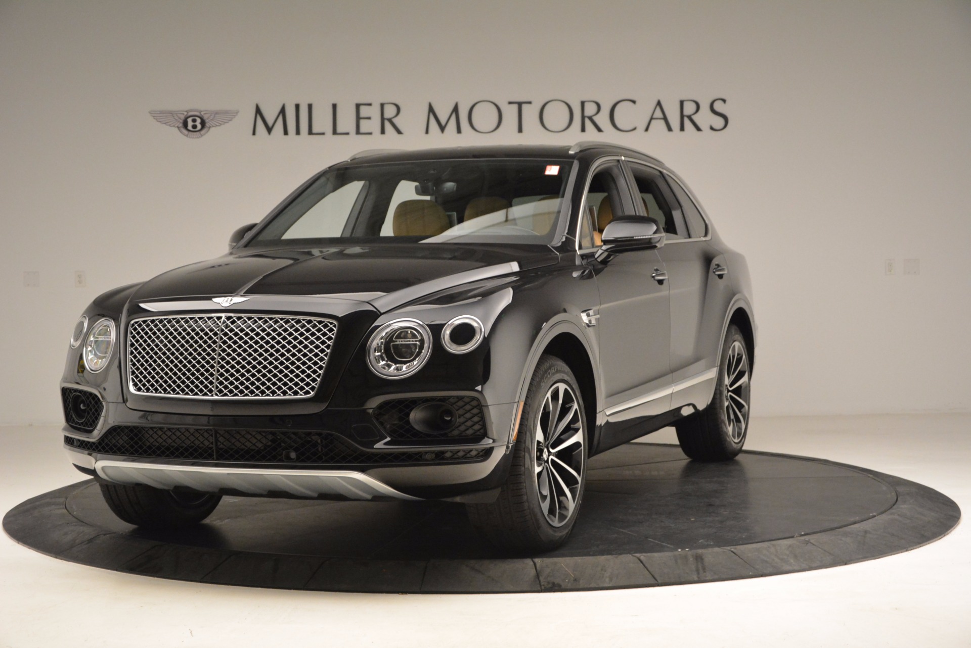 Used 2017 Bentley Bentayga for sale Sold at Bentley Greenwich in Greenwich CT 06830 1